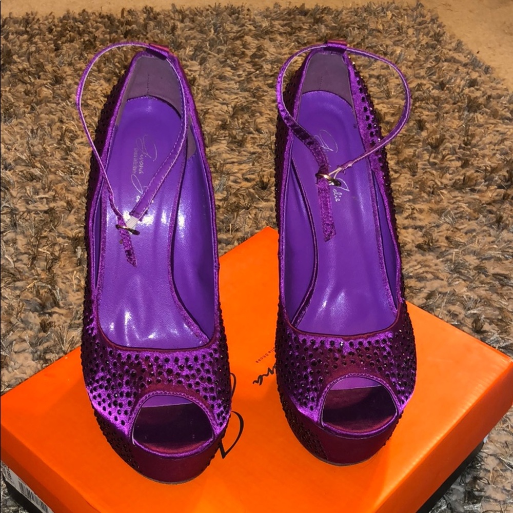 Half Moon Heels